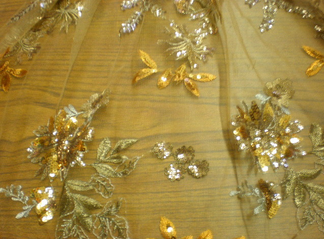 4.Gold Flower sequins #1